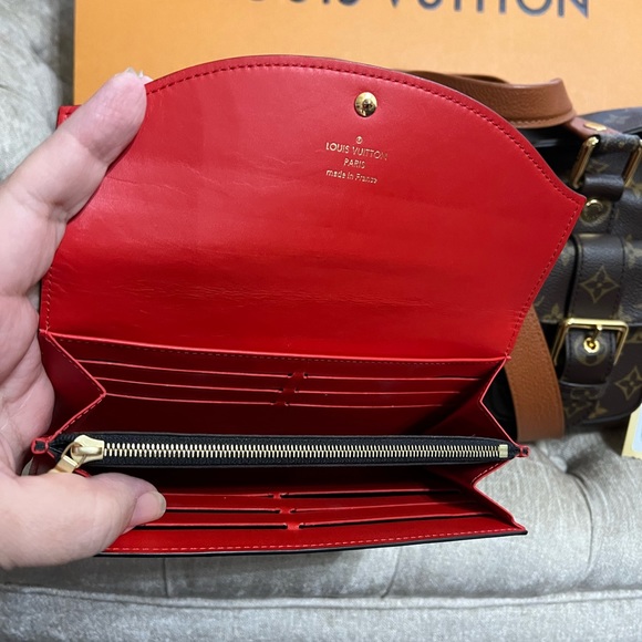 Louis Vuitton Tote MNG in Monogram Caramel with Matching Wallet Bundle - Picture 13 of 16